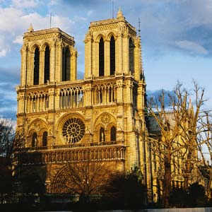 Notre Dame skal besøges på en storbyferie i Paris