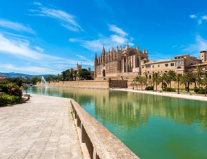 Billig storbyferie i Palma de Mallorca