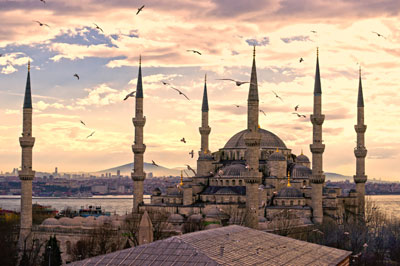 Billige flybilletter til Tyrkiet og den blå moske i Istanbul