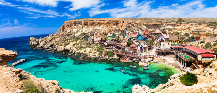 Autentisk landsby ved havet på Malta