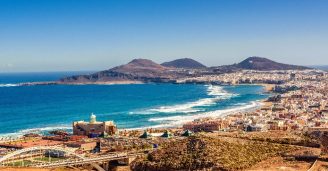 Solferie på Gran Canaria – skønne strande, dejligt vejr og masser af smil