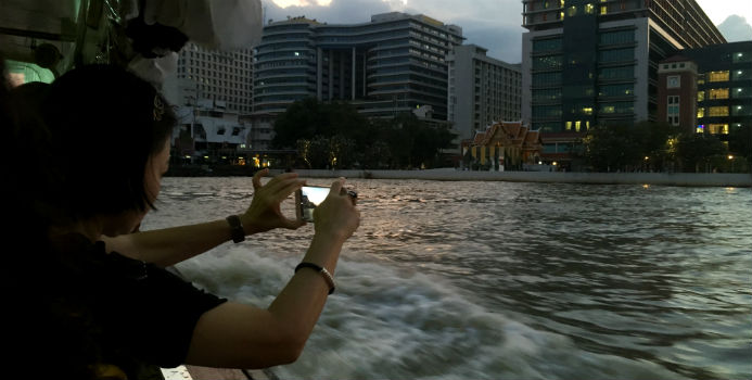 Flodtur på din storbyferie i Bangkok