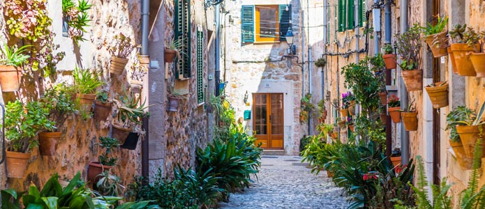 Valldemossa - en af øens smukkeste landsbyer og blandt de mest interessante oplevelser på Mallorca