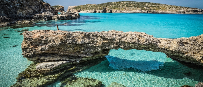 Maltas krystalklare vand